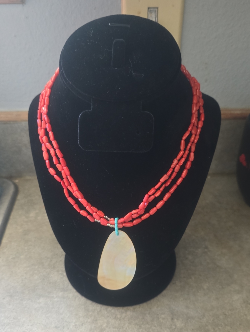 Red Beaded Shell Pendant Necklace - Women Jewelry